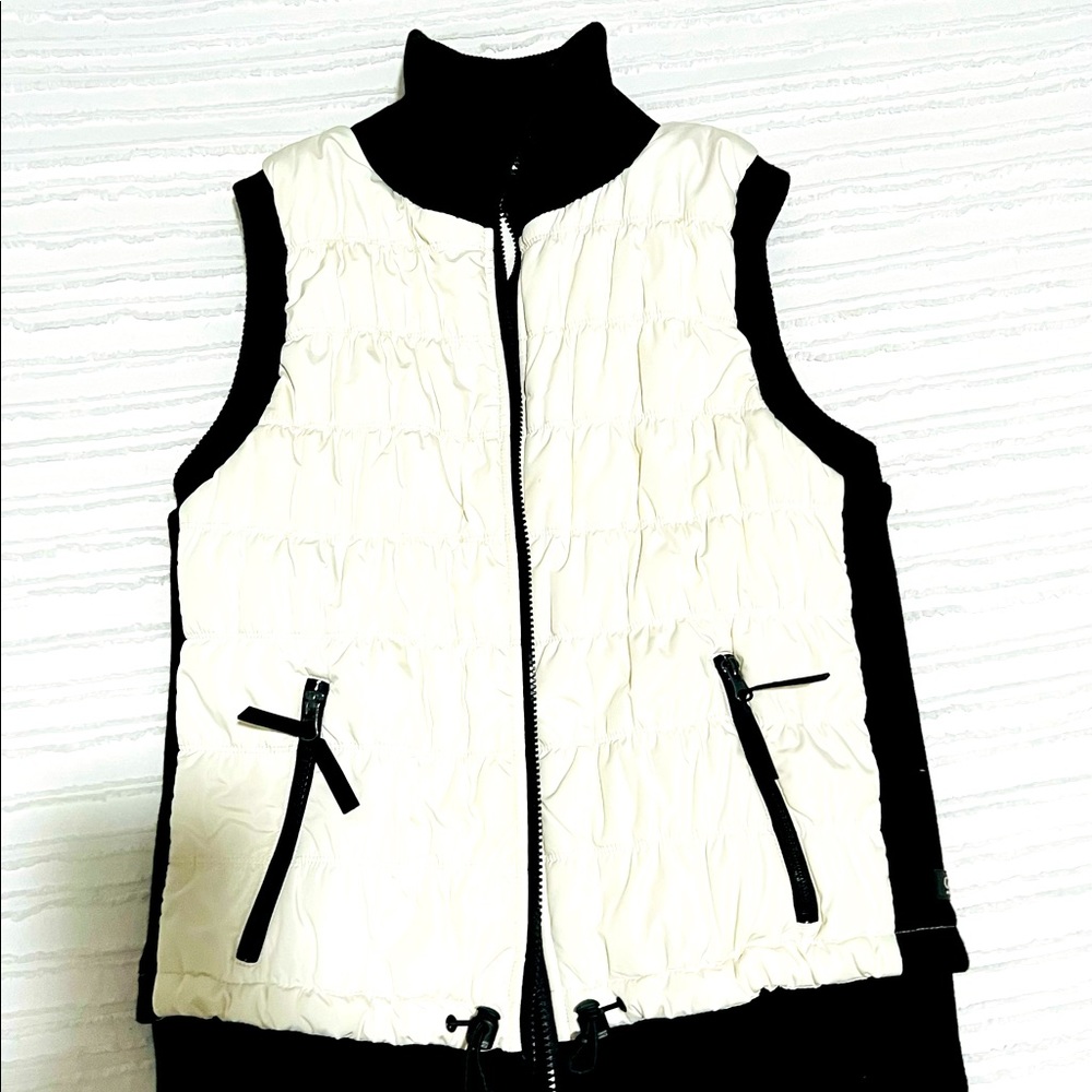 Calvin Klein performance ski vest Large